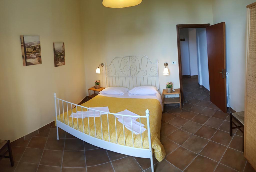 Farmstay La Morella Battipaglia Buitenkant foto