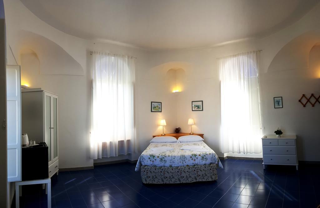 Farmstay La Morella Battipaglia Buitenkant foto